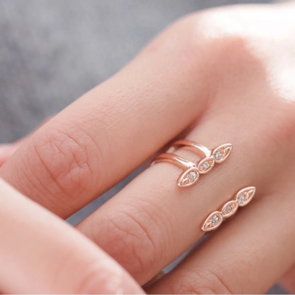LUV AJ OPEN ROSE GOLD RING SET - Picture 4 of 9